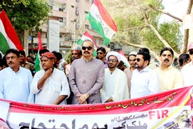 حیدر آباد سندھ: سانحہ ماڈل ٹاؤن کی ایف آئی آر درج نہ ہونے پر پاکستان عوامی تحریک کا احتجاجی مظاہرہ