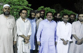 مظفر گڑھ میں پاکستان عوامی تحریک کے وفد کی مسلم لیگ ق کے رہنماء سے ملاقات