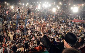 Qadri seeks support, vote and note for revolution