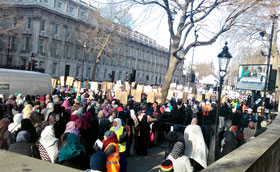 UK: Muslims protest sacrilegious caricatures