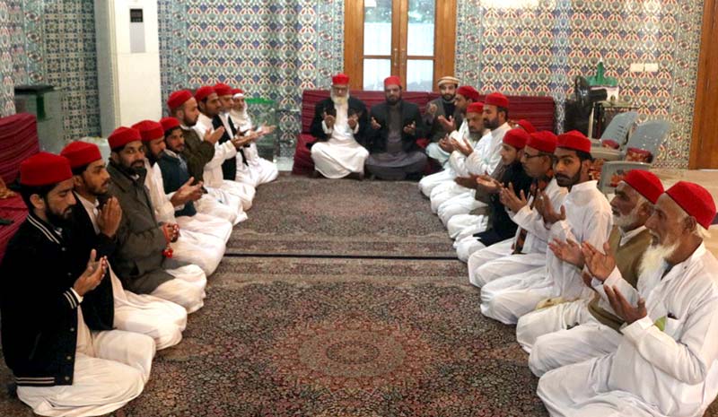 منہاج القرآن کے مرکزی سیکرٹریٹ میں  اے پی ایس کے شہید بچوں کیلئے دعائیہ تقریب
