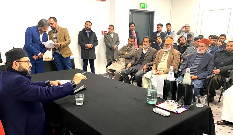 منہاج القرآن انٹرنیشنل اٹلی تنظیمات کے عہدیداروں کی ڈاکٹر حسن محی الدین قادری سے ملاقات