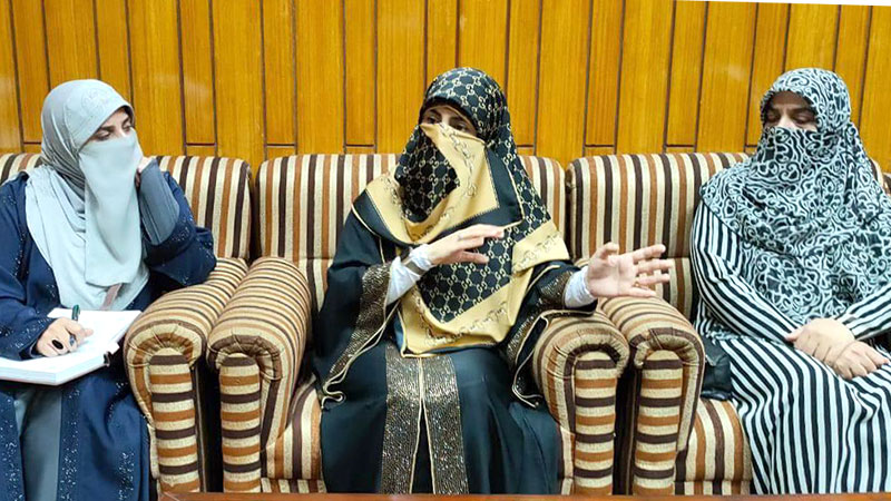 منہاج القرآن ویمن لیگ ایگزیکٹیو ٹیم کی محترمہ فضہ حسین قادری کے ساتھ نشست