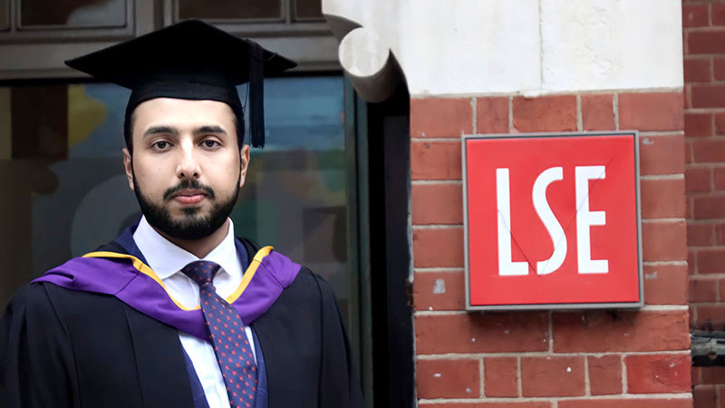 Sahibzada Hammad Mustafa al-Madani al-Qadri gets Master's degree from London School of Economics