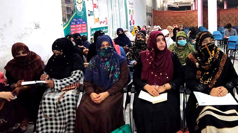 دیپالپور: منہاج القرآن ویمن لیگ کے زیراہتمام فہم دین ورکشاپ