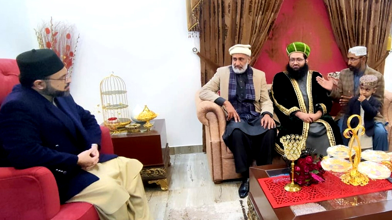 ملتان: چیئرمین سپریم کونسل ڈاکٹر حسن محی الدین قادری سے ملتان کے مذہبی و سیاسی رہنماؤں کی ملاقات