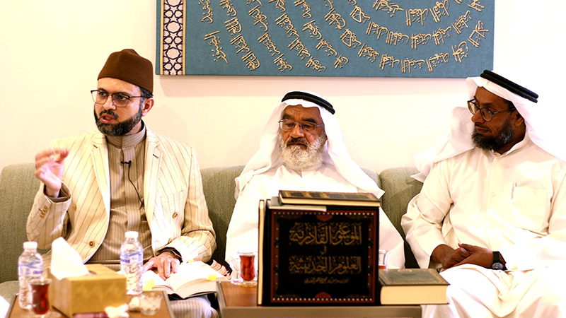 Dr. Hassan Mohi-ud-Din Qadri delivers speech on Constitution of Medina in Kuwait