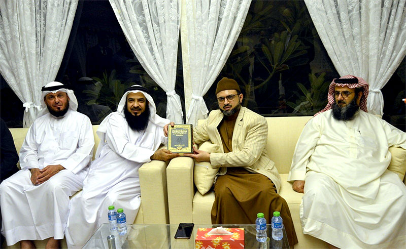 ڈاکٹر حسن محی الدین قادری کی بحرین میں ممبر شوریٰ عبدالرحمن المعاودہ سے ملاقات