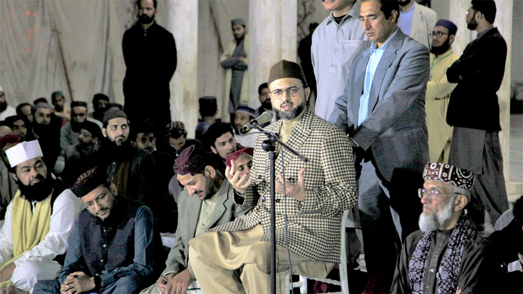 حیدر آباد سندھ: ڈاکٹر حسن محی الدین قادری کا خواجہ محمد محمود الوریٰ کے سالانہ عرس مبارک کی تقریب میں شرکت و خطاب