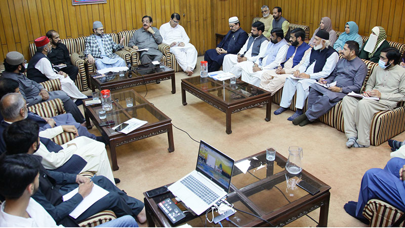 Dr Hassan Mohi-ud-Din Qadri urges scholars to focus on ethical science