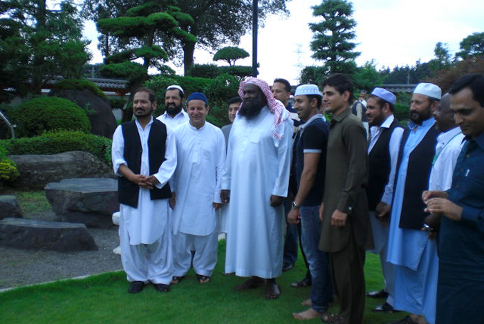 Imam e Ka'ba visits MQI Centre in Japan