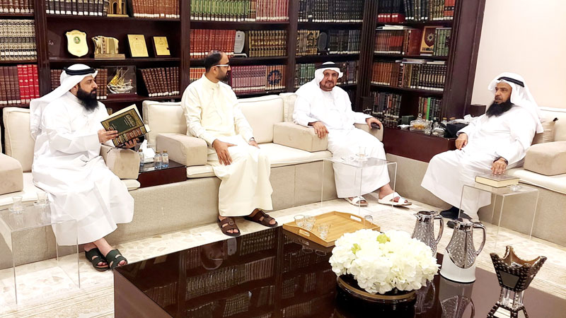 MYL Bahrain Presents Scholarly Publications to Bahraini Senators on Behalf of Dr. Hassan Qadri