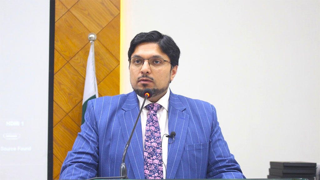 Prof. Dr. Hussain Qadri Graced Job Fair to inspire Young Talent