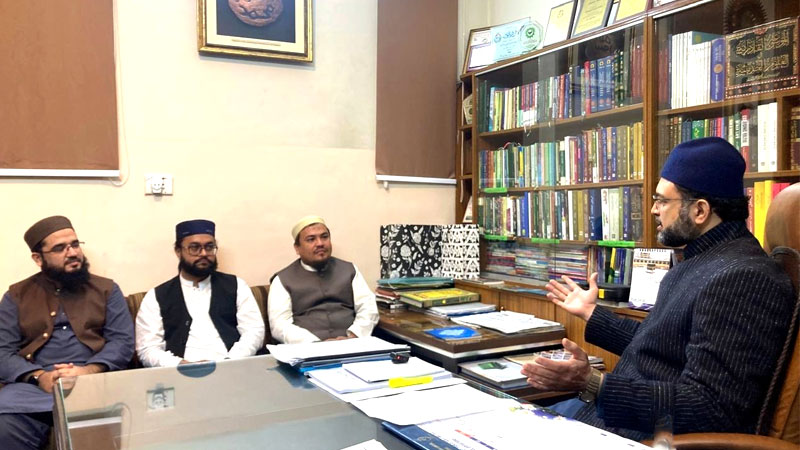 Delegation from Jamia Binoria Al-Alamia Karachi meets Dr. Hassan Mohi-ud-Din Qadri