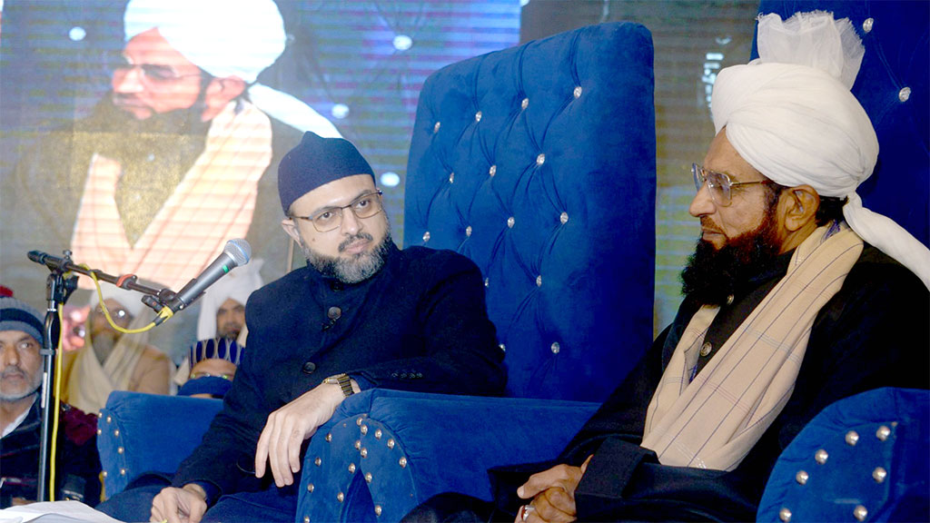 Dr. Hassan Mohi-ud-Din Qadri addresses graduation ceremony and Urs of Mufti Pir Muhammad Abdul Aziz Noori