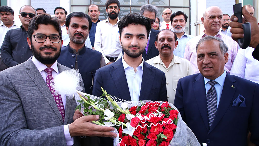 Shaykh Ahmad Mustafa al-Qadri Visits Minhaj University Lahore