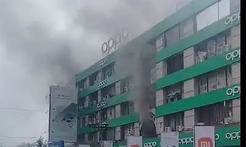 عوامی تاجر اتحاد کے سینئر رہنماؤں کا حفیظ سنٹر آتشزدگی پر افسوس کااظہار