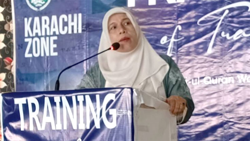ٹریننگ آف ٹرینرز کراچی: زونل ہیڈ کراچی محترمہ نصرت رعنا کا خطاب