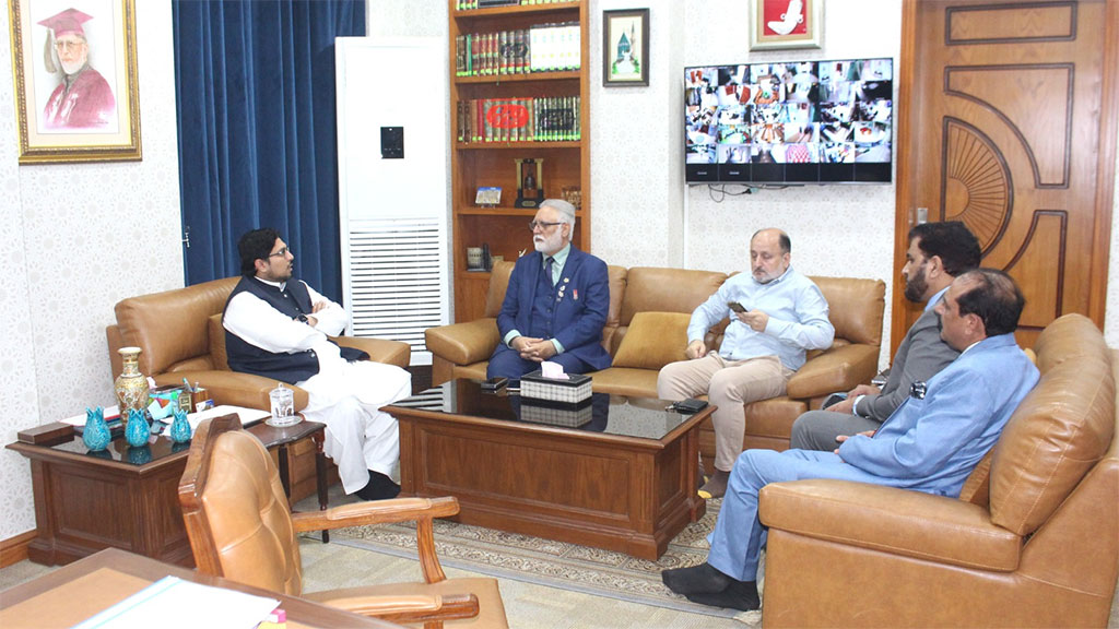 Toaha Foundation UK Delegation Signs MoU with Minhaj University Lahore under the Leadership of Dr. Hussain Mohi-ud-Din Qadri
