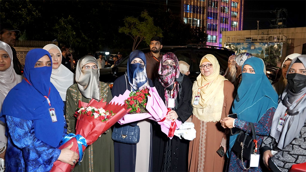 42 ویں عالمی میلاد کانفرنس: محترمہ فضہ حسین قادری کی شرکت