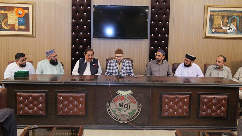 پروفیسر ڈاکٹر حسن محی الدین قادری سے بزم غلامانِ غوث الوری پشاور کے وفد کی ملاقات