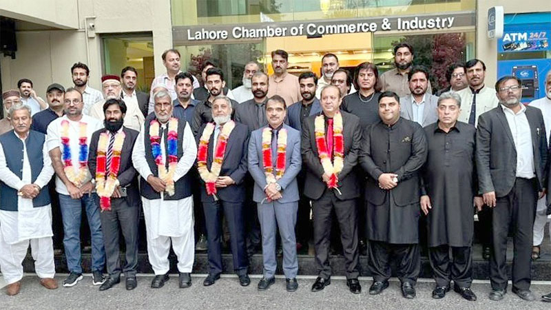 عوامی تاجر اتحاد کے رہنمائوں کی لاہور چیمبر کے نو منتخب صدر فہیم الرحمان سہگل سے ملاقات