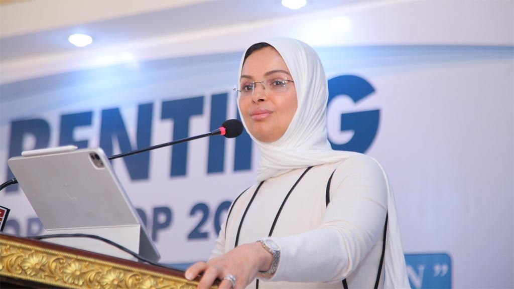 بین الاقوامی ماہرِ نفسیات ڈاکٹر ریحام ابی سینا کا ایگرز کے زیرِاہتمام منعقدہ ایک روزہ ورکشاپ سے خطاب
