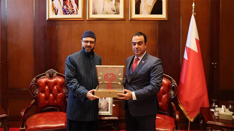 نائب رئيس مجلس أمناء مركز الملك حمد العالمي للتعايش والتسامح يستقبل رئيس المجلس الأعلى لمنظمة منهاج القرآن الدولية