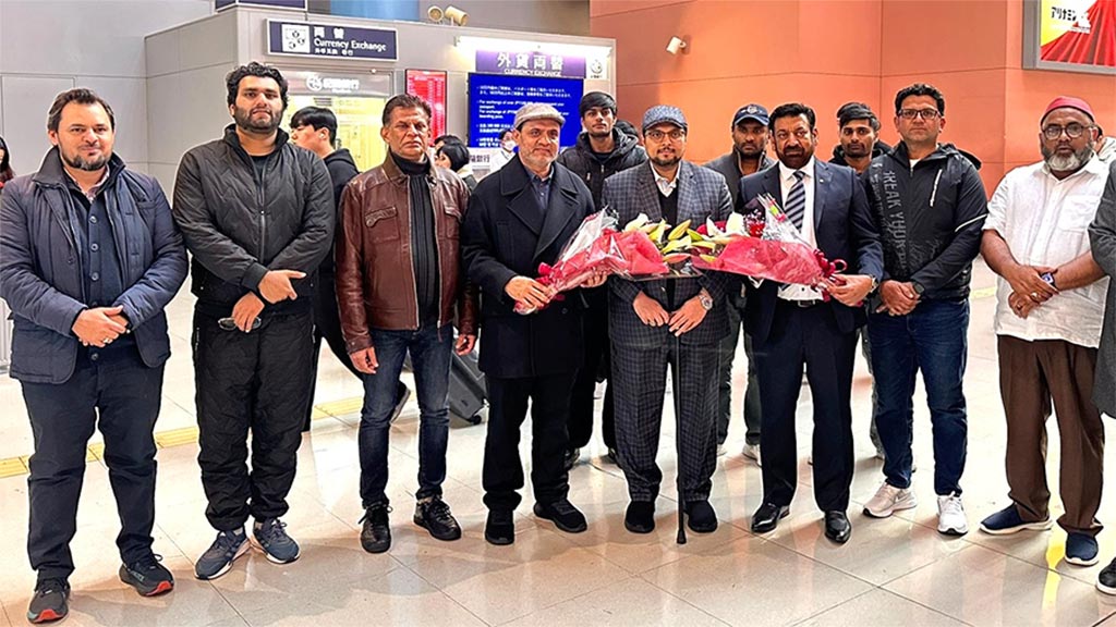 Prof. Dr Hussain Mohi-ud-Din Qadri  Qadri Arrives in Japan