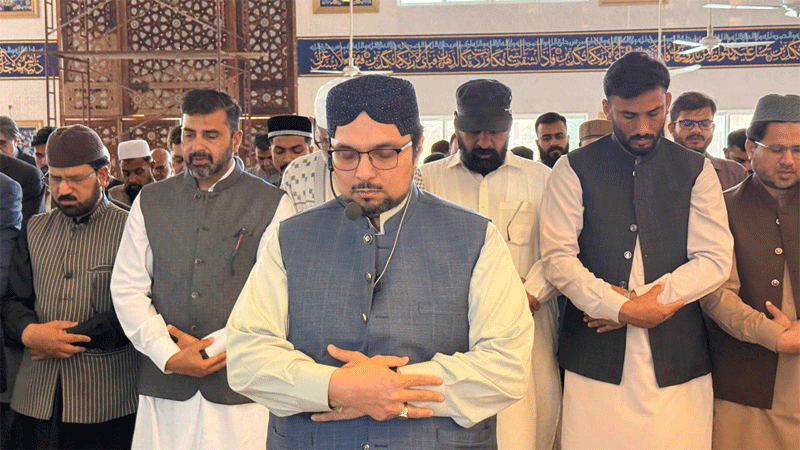 صدر منہاج القرآن انٹرنیشنل پروفیسر ڈاکٹر حسین محی الدین قادری نے منہاج القرآن انٹرنیشنل وکٹوریا کے صدر محسن شفیق کی والدہ کی نمازِ جنازہ پڑھائی