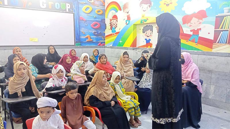 One-Day Eagers Hajj Camp Organized in Qila Ahmadabad