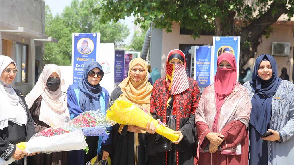 Dr. Ghazala Qadri Arrives at Minhaj College for Women for Taqreeb-e-Rida-e-Fadeelat & Alumni Meet